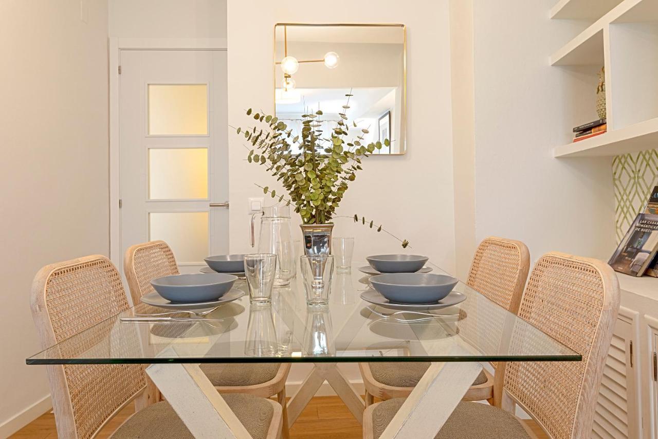Genteel Home Velarde 세비야 외부 사진