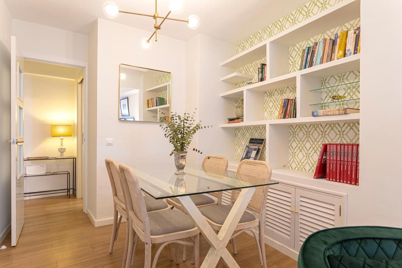 Genteel Home Velarde 세비야 외부 사진